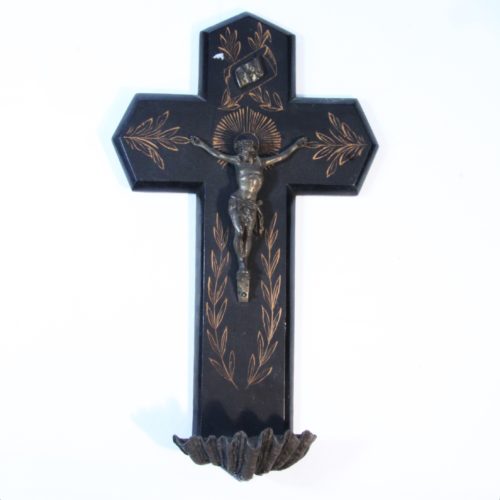 Crucifix Avec Bénitier