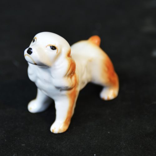 Figurine de chien