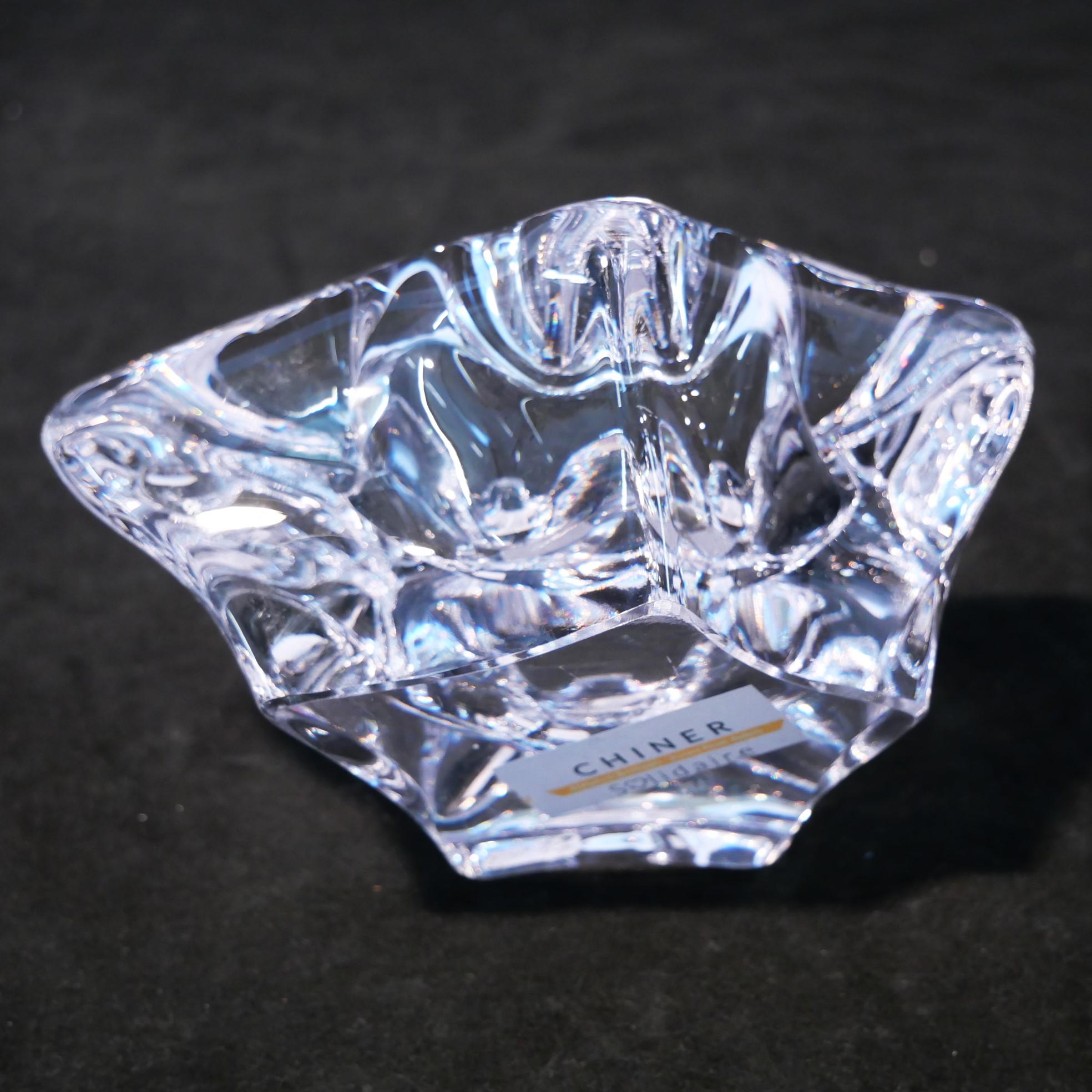 Cendrier en cristal de Bayel en forme d’étoile