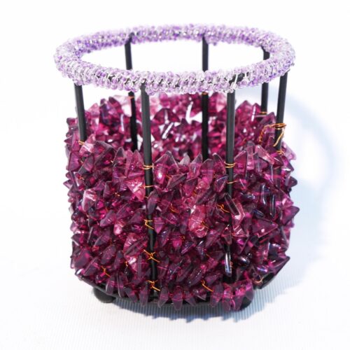 bougeoir en métal décor perle violet