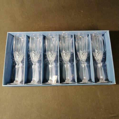 6 verres à vin Cristal D’arques Modèle
