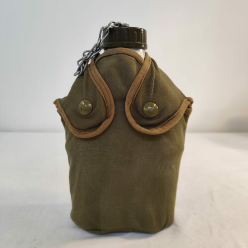 Gourde militaire de 1956