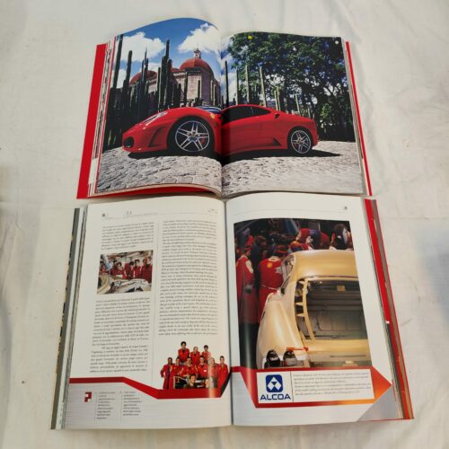 Lot de 2 livres Ferrari (2004 et 2005)