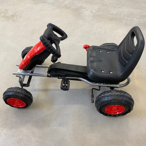 Kart à pédales rouge pour enfants