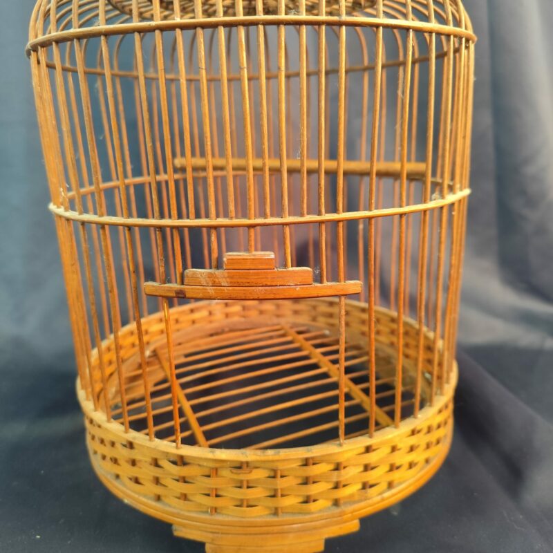 Cage à oiseaux en rotin – Image 2
