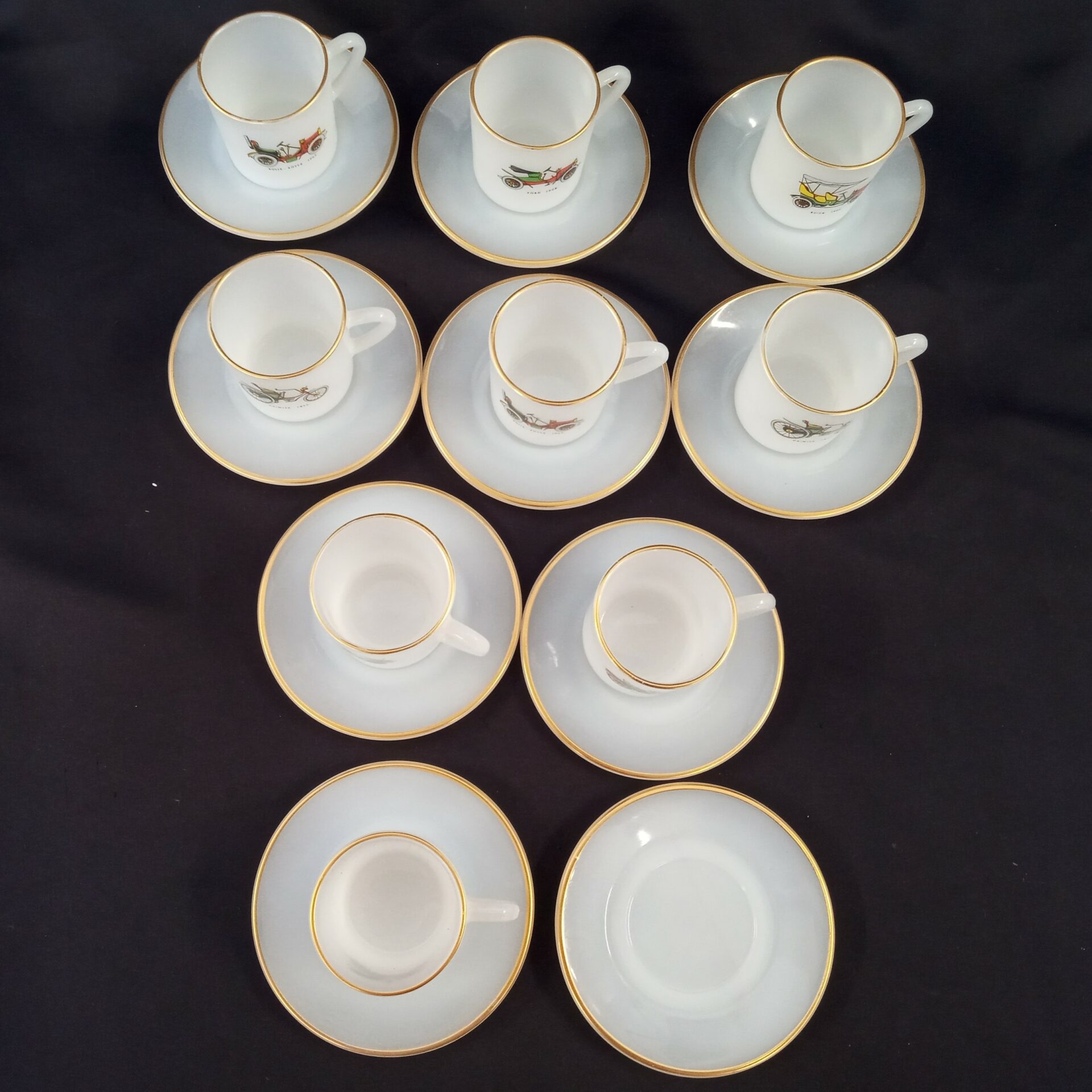 Service à Café Arcopal Style Picasso Multicolore Rare - Tasses Et Soucoupes