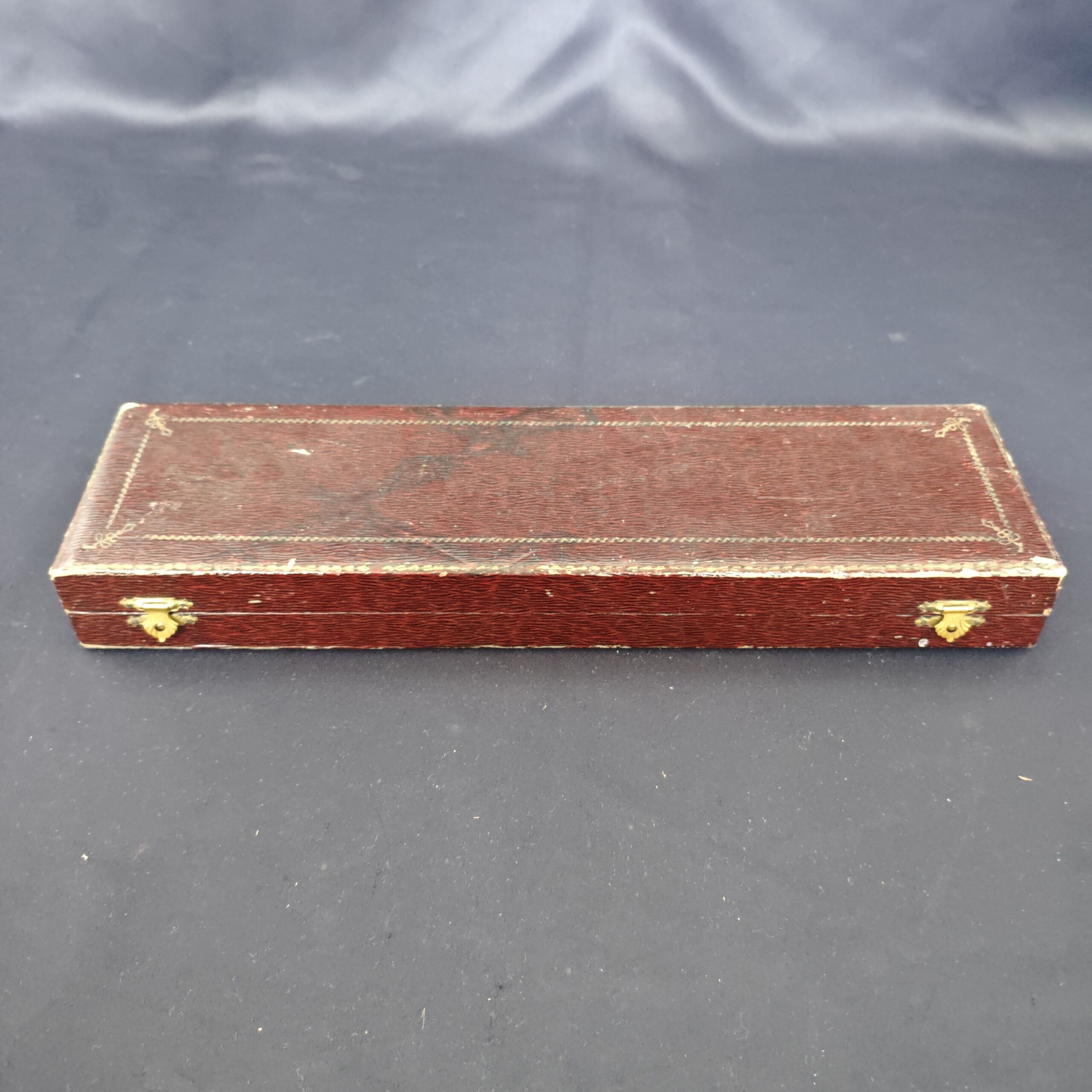 JOLIE PELLE A TARTE JEZLER CHATEAU ARGENT 800 COMME NEUF (Neuf (Voir